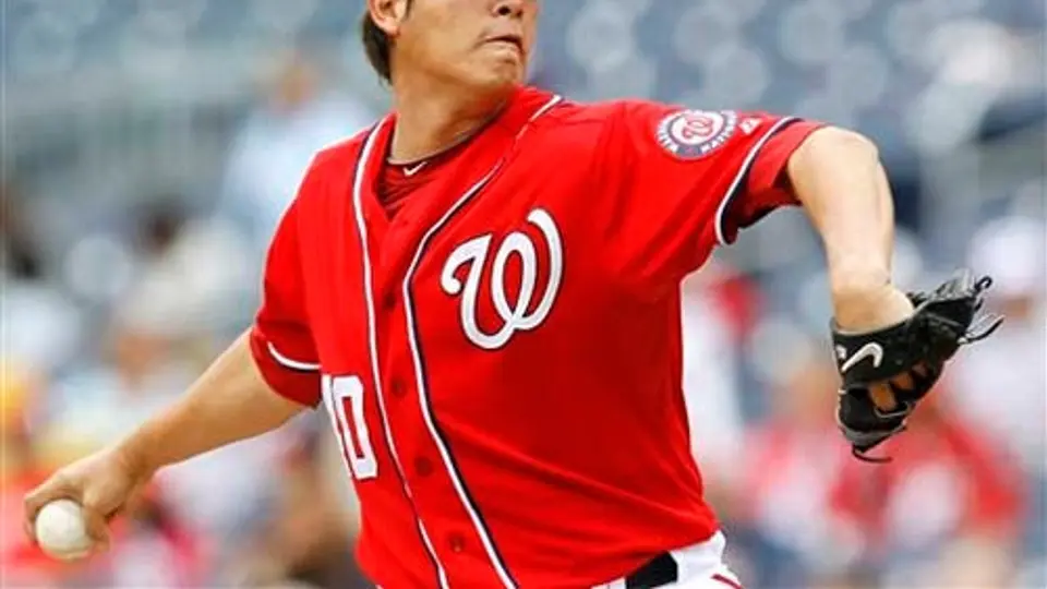 Wang firma con los Nacionales
