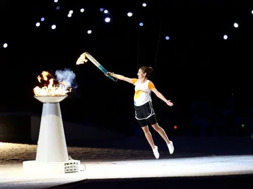 Paola Espinosa enciende el pebetero de Guadalajara 2011