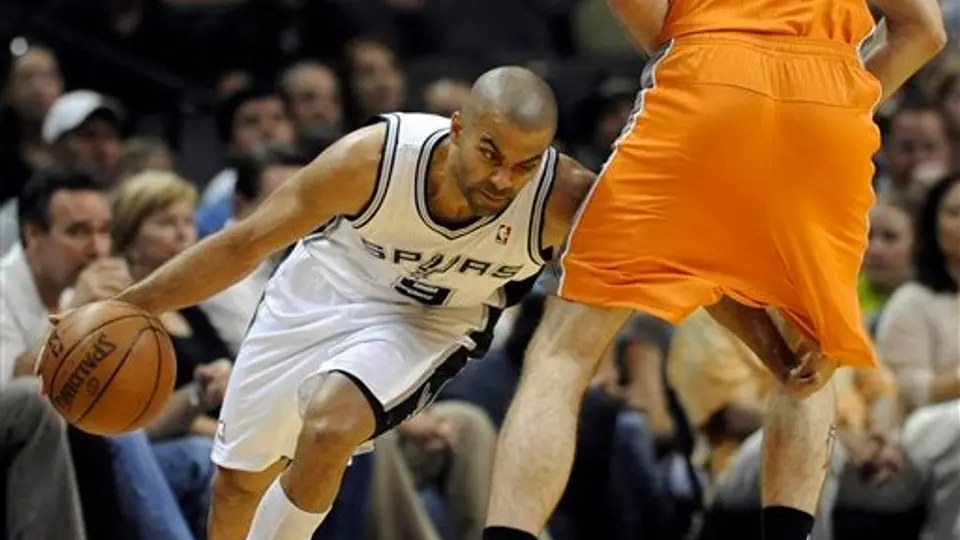 Spurs sale de mala racha ante Suns