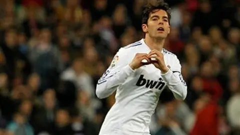Kaká le dice no al Corinthians
