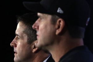 Histórica conferencia de los Hermanos Harbaugh