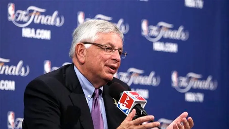 Optimismo en conversaciones laborales de NBA