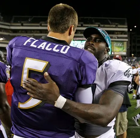 Eagles y Pats se imponen en su primer duelo de pretemporada