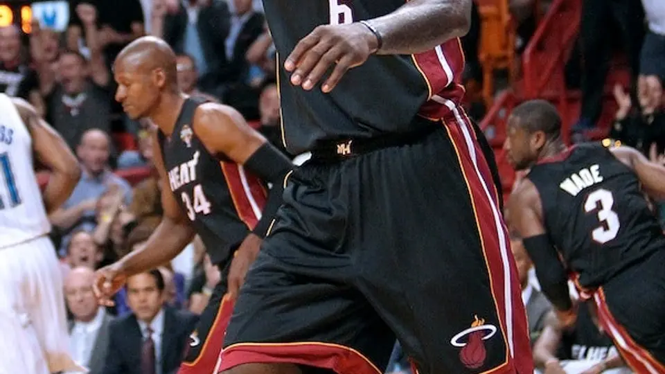 Heat suma 16 juegos sin perder