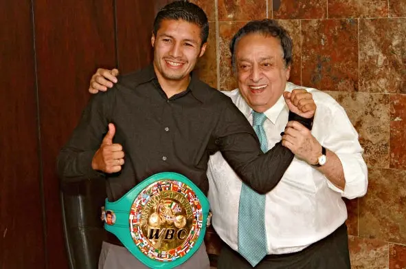 Jhonny González asegura que le sacará brillo a su cinturón