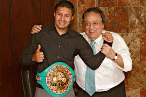 Jhonny González asegura que le sacará brillo a su cinturón