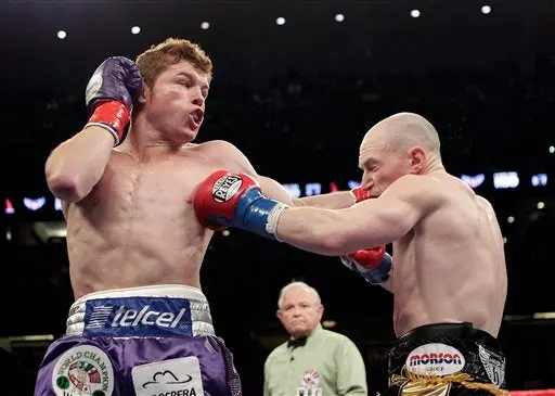Canelo Campeón, pero sin nocaut