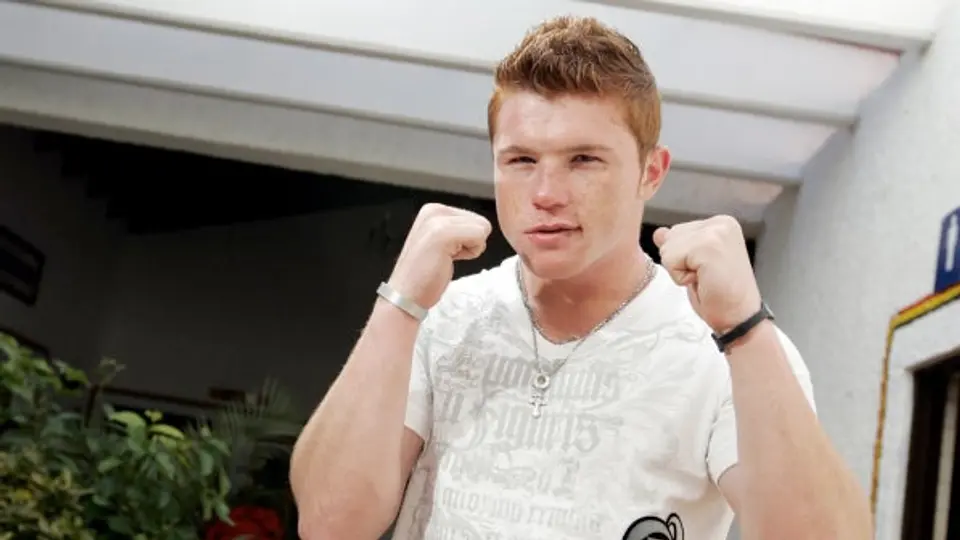Canelo haría defensa ante Ryan Rhodes
