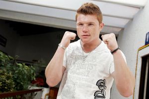 Canelo haría defensa ante Ryan Rhodes