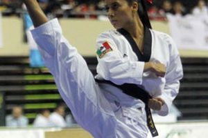 Ollín Medina se queda con el bronce en Taekwondo