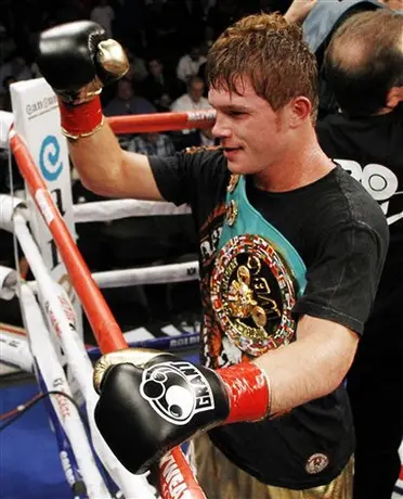 'Canelo' retuvo sin problemas ante Alfonso Gómez