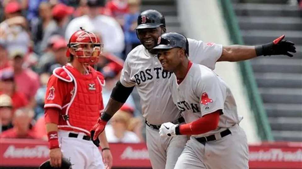 Los Medias Rojas apalean 7-0 a los Angelinos