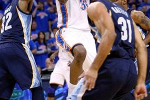 Thunder, finalista del Oeste tras vencer a Grizzlies en el séptimo