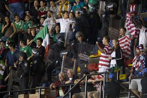 La afición de Estados Unidos se hizo presente en el Azteca | MEXSPORT