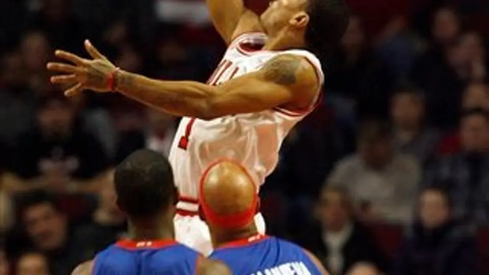 Rose y Boozer se lucen en victoria de Chicago 95-82 ante Detroit