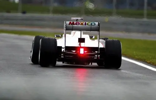 Checo terminó octavo en P2