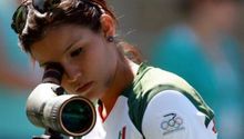 Tapatía regresa de Chipre con dos oros y récord mundial en tiro con arco