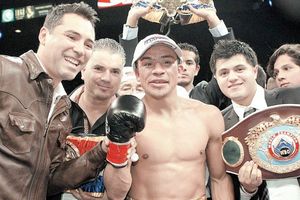 Pelea con Pacquiao es prioridad para Márquez