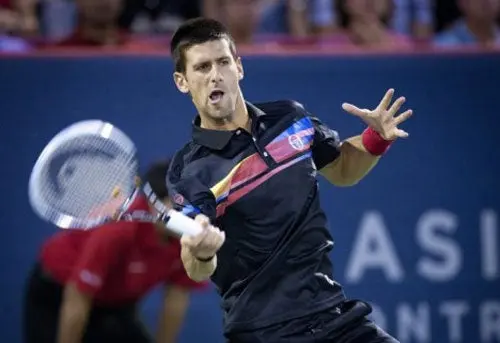 Djokovic avanza caminando a segunda ronda del US Open