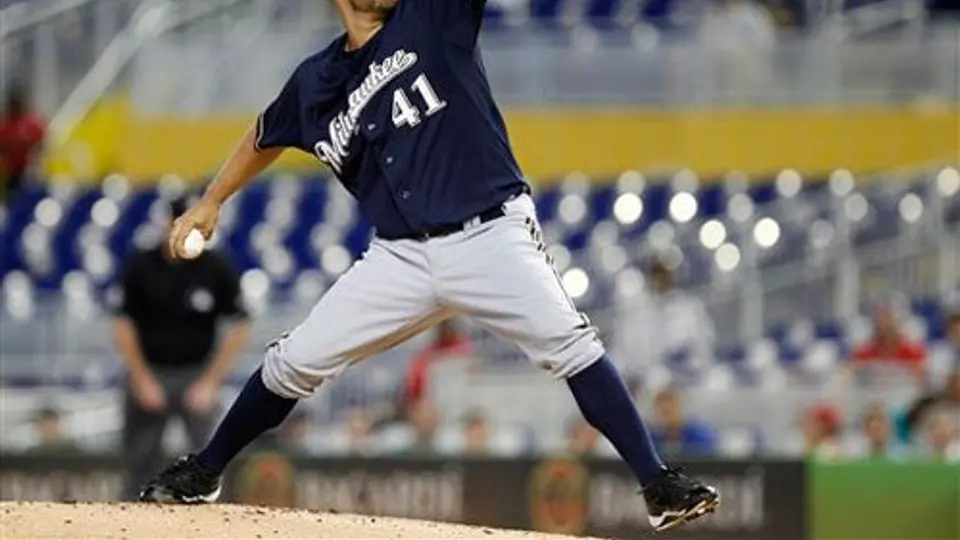 Marco Estrada, comprometido con la Selección Mexicana de beisbol