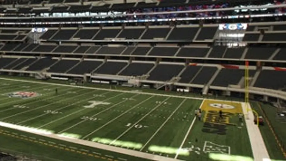 El Cowboys Stadium, apantallante escenario