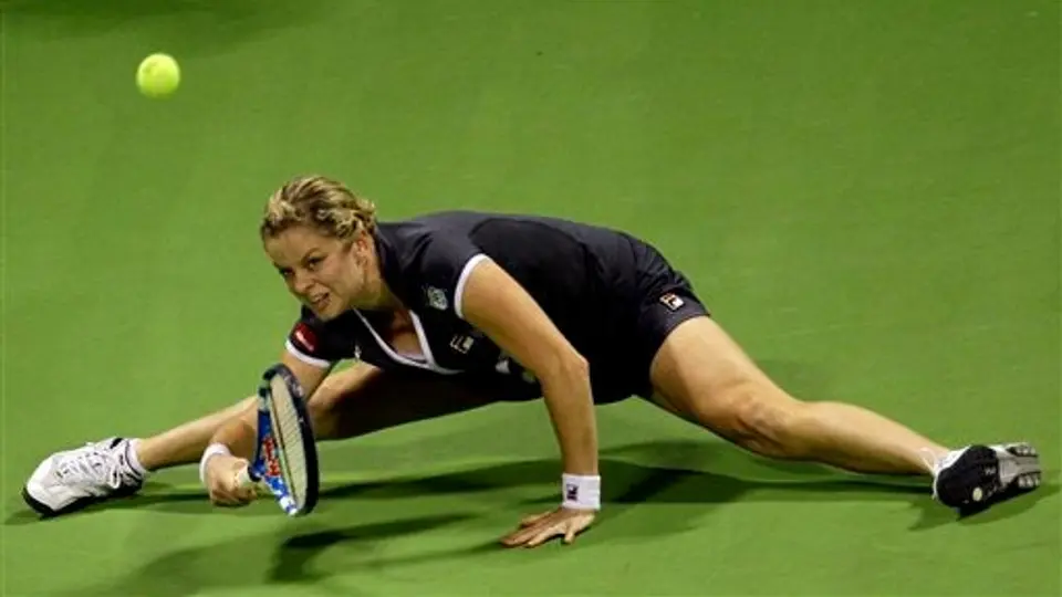 Kim Clijsters desbanca a Serena y es tercera del ranking