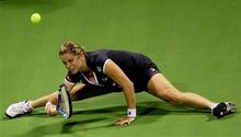 Kim Clijsters desbanca a Serena y es tercera del ranking
