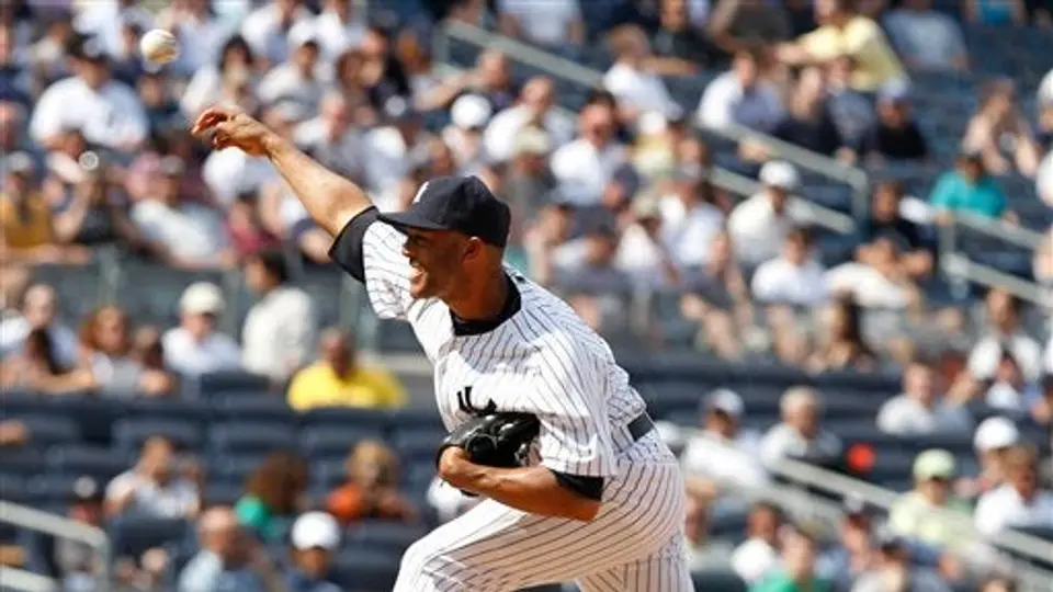 Yanquis derrota a Azulejos y Rivera llega a mil juegos con NY