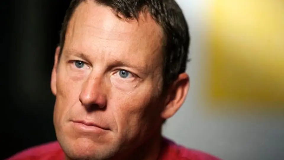Lance Armstrong aceptaría dopaje