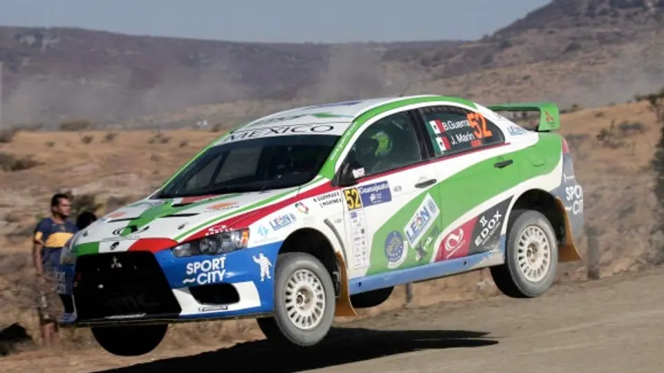 Benito Guerra, tercero en primer día del Rally de Portugal