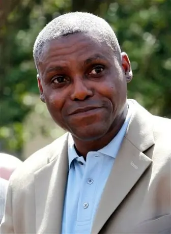 Carl Lewis será candidato a senador en Nueva Jersey