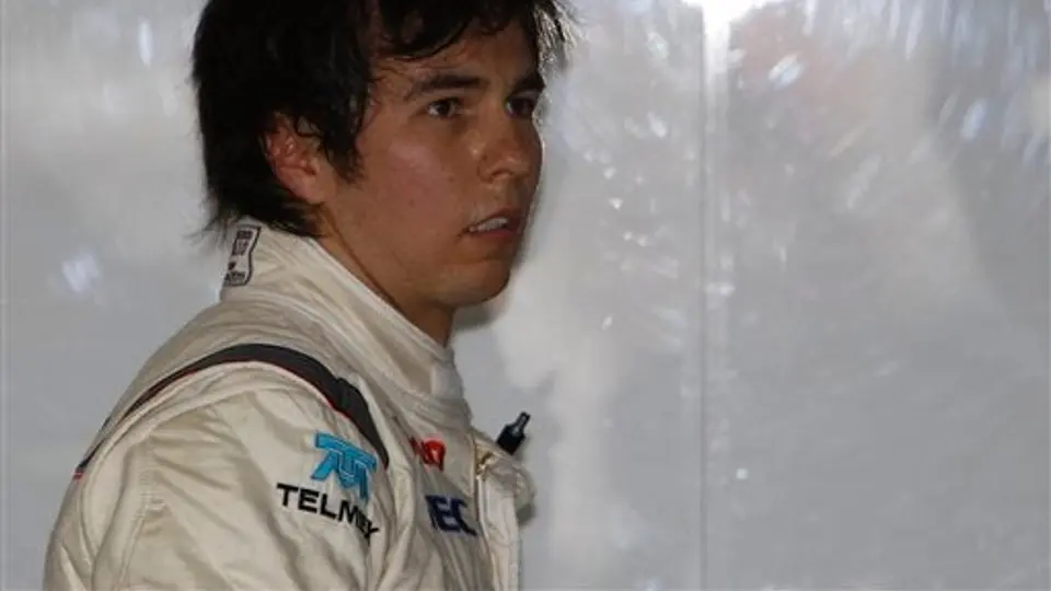 TV Azteca decide borrar a Checo Pérez