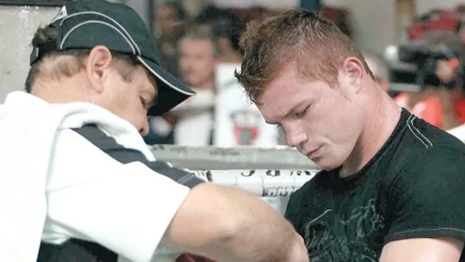 Equipo del 'Canelo' se pone limite para hacerlo Campeón