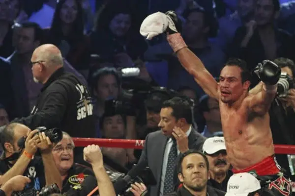 Márquez busca enfrentar a Timothy Bradley o Brandon Ríos