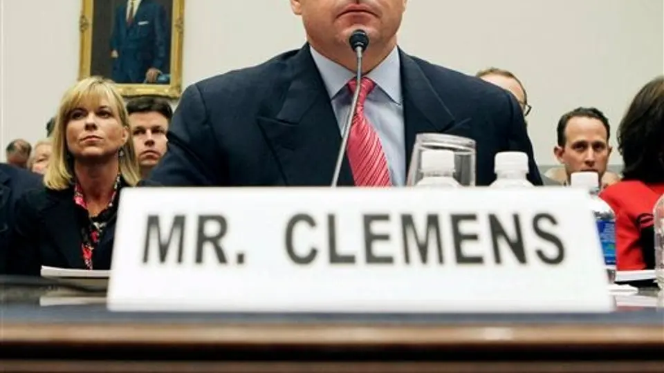 Clemens no puede consultar archivos para ayudar su defensa