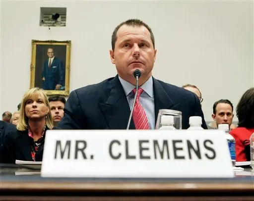 Clemens no puede consultar archivos para ayudar su defensa