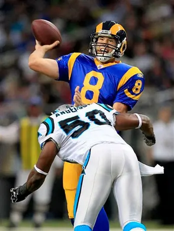 Sam Bradford lanza dos pases de touchdown y Carneros gana 20-10 a Panteras