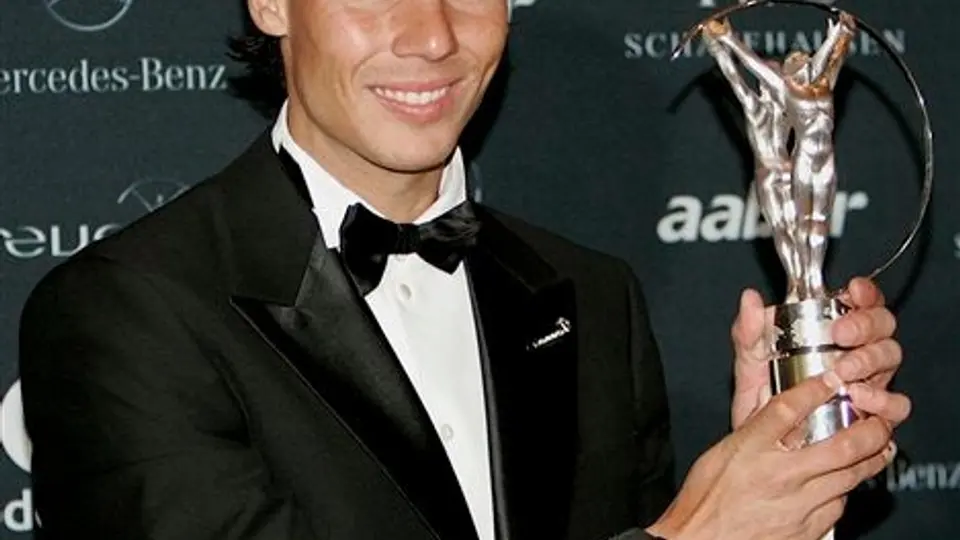 Nadal recibe el Laureus como el mejor deportista de 2010