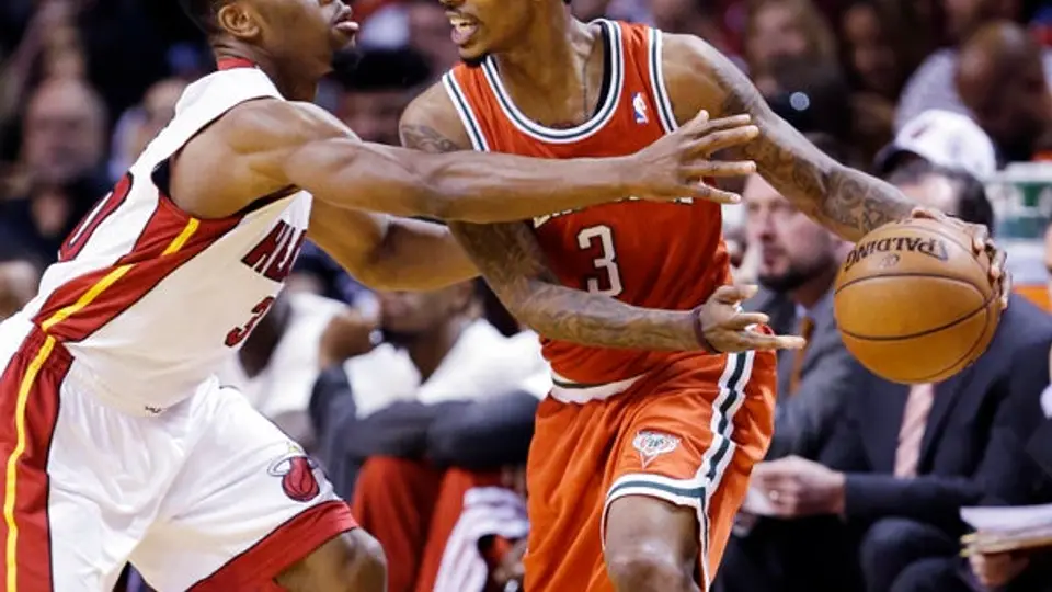Heat empata el récord de 61 victorias en una temporada
