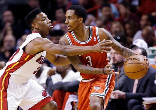 Heat empata el récord de 61 victorias en una temporada