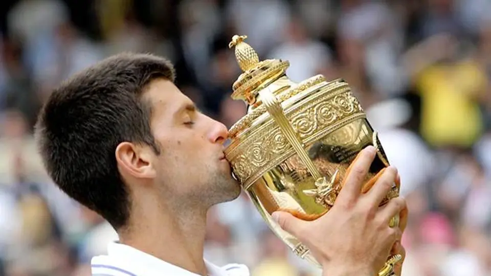 Novak advierte a Rafa y a Roger: "Los tiempos cambian"