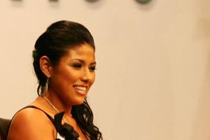 Arely Muciño recibió la Presea Estado de Nuevo León