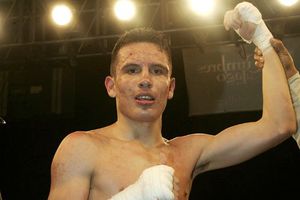 Omar Chávez y Páez Jr. noquean en Mexicali