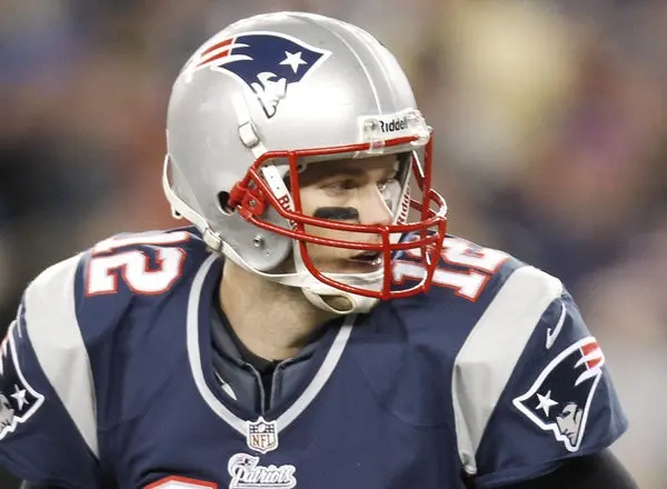 Tom Brady, multado con 10 mil dólares por la NFL