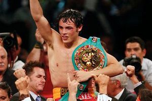 El Junior dedica primer título mundial a los mexicanos