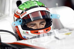 El Presidente Calderón le desea suerte a Checo Pérez