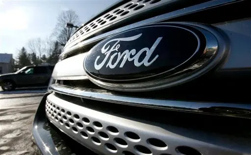 Ford demanda a Ferrari