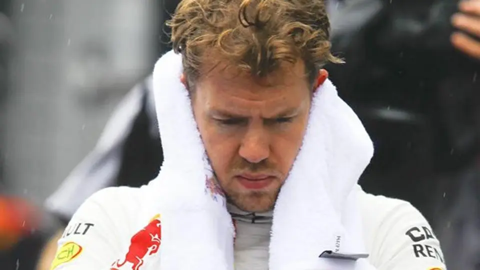 Vettel presenta disculpas a Red Bull