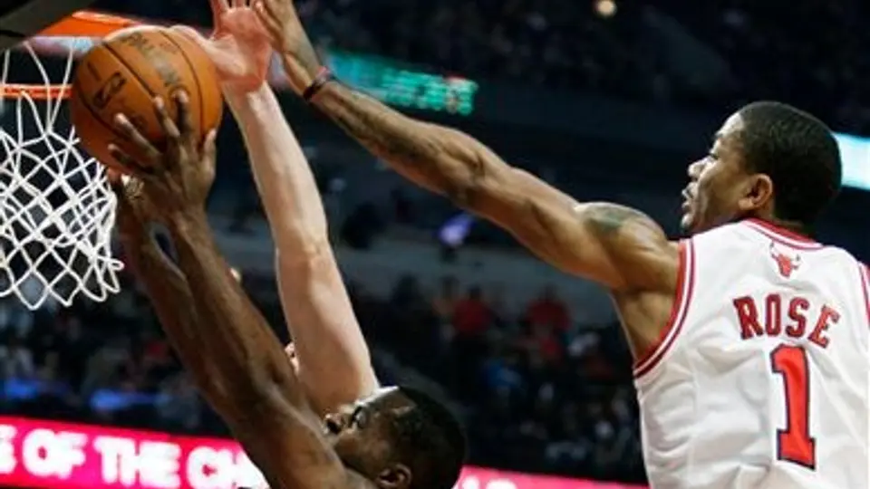 Chicago remonta y vence a Detroit con gran actuación de Rose