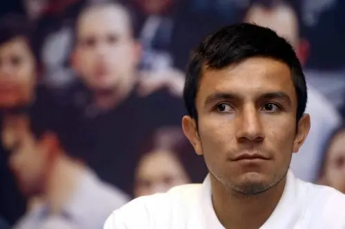 Retiene Hernández el título Minimosca del CMB